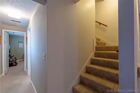 Entry Way - 25 View Dr, Camdenton, MO 65020 photo 4 of 4