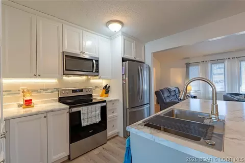 Kitchen - 25 View Dr, Camdenton, MO 65020 photo 3 of 3