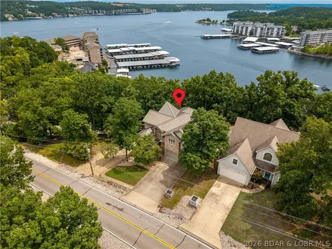 1898 Carol Rd, Lake Ozark, MO 65049