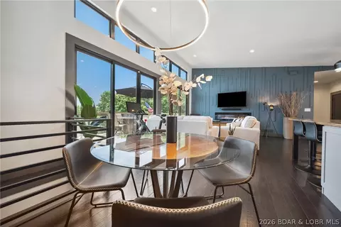 Dining - 626 Eagle Dr, Four Seasons, MO 65049 photo 2 of 3