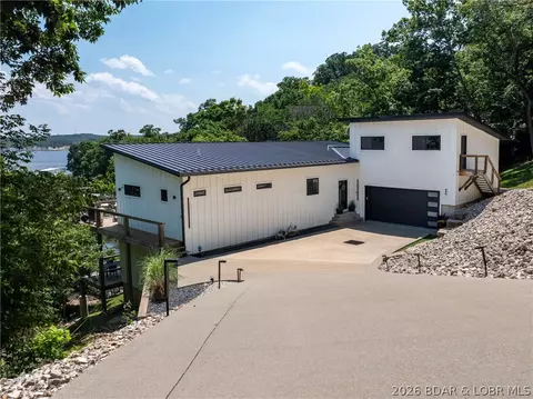 Exterior - 626 Eagle Dr, Four Seasons, MO 65049 photo 2 of 5