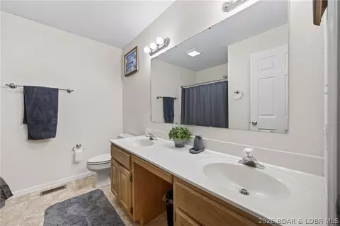 Bath - 412 W Champain St, Eldon, MO 65026 photo 1 of 5
