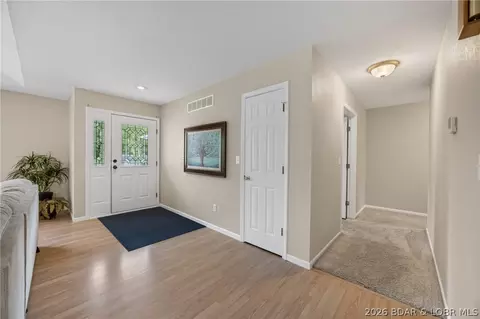 Entry Way - 412 W Champain St, Eldon, MO 65026 photo 1 of 3