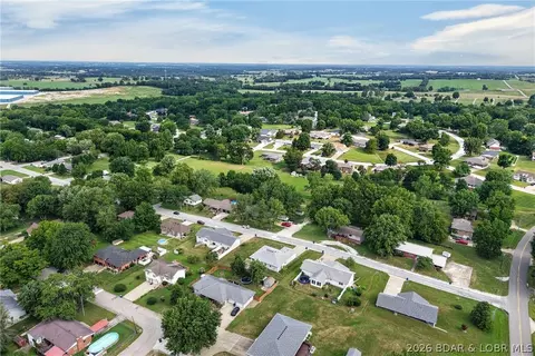 View/Area - 412 W Champain St, Eldon, MO 65026 photo 9 of 11