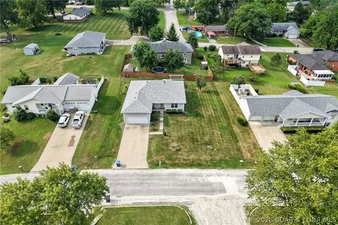 View/Area - 412 W Champain St, Eldon, MO 65026 photo 4 of 11