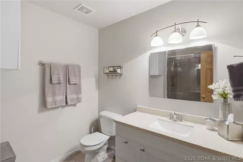 Bath - 199 Run Dr, Camdenton, MO 65020 photo 1 of 3