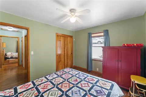 Bedroom - 41552 Ivy Bend Rd, Stover, MO 65078 photo 11 of 13