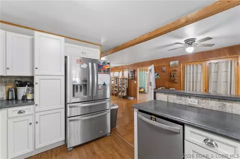 Entry Way - 41552 Ivy Bend Rd, Stover, MO 65078 photo 3 of 4