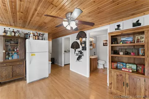 Entry Way - 41552 Ivy Bend Rd, Stover, MO 65078 photo 2 of 4