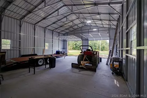 Entry Way - 344 Highway W, Eldon, MO 65026 photo 14 of 15