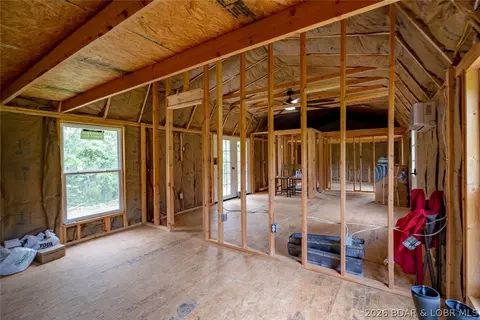 Entry Way - 344 Highway W, Eldon, MO 65026 photo 6 of 15