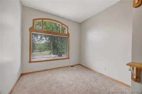 Bedroom - 31435 Lofty Ln, Edwards, MO 65326 photo 5 of 15