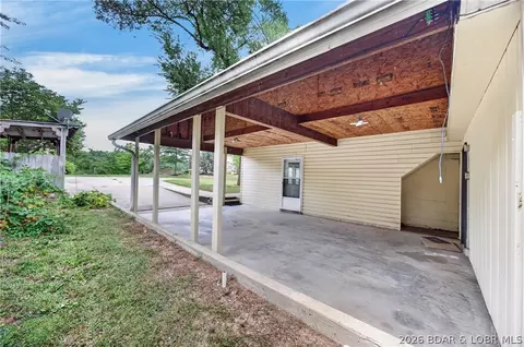 Exterior - 31435 Lofty Ln, Edwards, MO 65326 photo 5 of 8