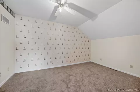 Bedroom - 31435 Lofty Ln, Edwards, MO 65326 photo 9 of 15