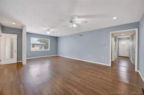 Living - 31435 Lofty Ln, Edwards, MO 65326 photo 6 of 8