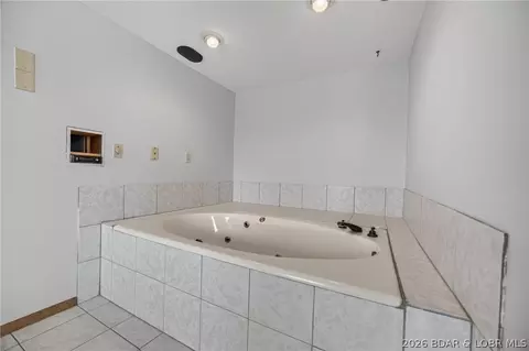 Bath - 31435 Lofty Ln, Edwards, MO 65326 photo 1 of 6