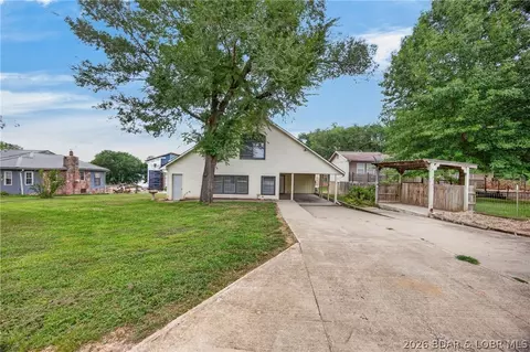 Exterior - 31435 Lofty Ln, Edwards, MO 65326 photo 1 of 8