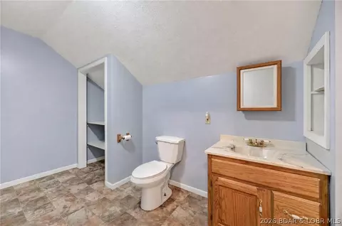 Bath - 31435 Lofty Ln, Edwards, MO 65326 photo 5 of 6