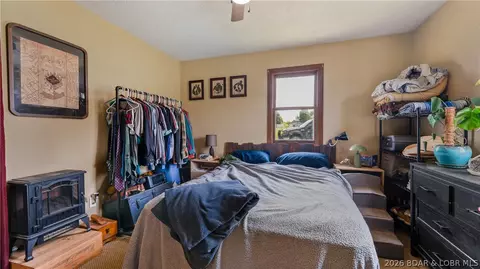 Bedroom - 33971 Highway D, Eldridge, MO 65463 photo 2 of 2