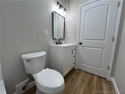 Bath - 602 Fourth St, Stover, MO 65078 photo 4 of 4