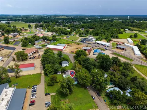 View/Area - 431 E 3rd St, Eldon, MO 65026 photo 2 of 3