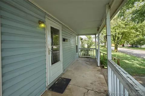 Exterior - 431 E 3rd St, Eldon, MO 65026 photo 8 of 10