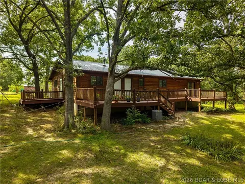 27501 Twin Ridge Rd, Gravois Mills, MO 65037