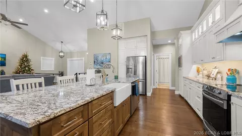 Kitchen - 1972 Arrowridge Dr, Roach, MO 65787 photo 5 of 5