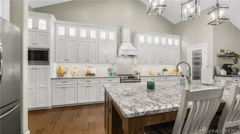 Kitchen - 1972 Arrowridge Dr, Roach, MO 65787 photo 3 of 5