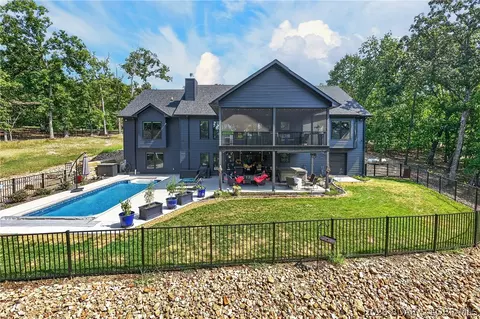 231 Via Appia Dr, Sunrise Beach, MO 65079