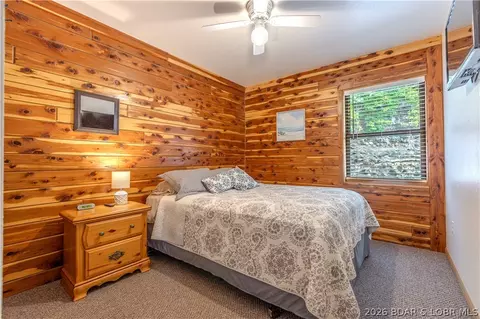 Bedroom - 81 Poco Risco Ct, Roach, MO 65787 photo 1 of 5