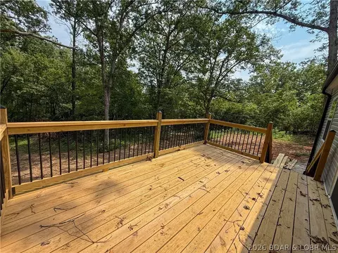 Exterior - 11188 Forest Dr, Versailles, MO 65084 photo 2 of 6