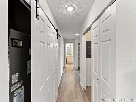 Entry Way - 964 Murphy Rd, Osage Beach, MO 65065 photo 5 of 7