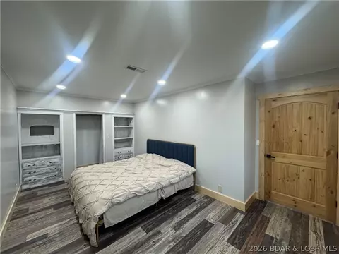 Bedroom - 19655 Inlet Rd, Versailles, MO 65084 photo 4 of 9