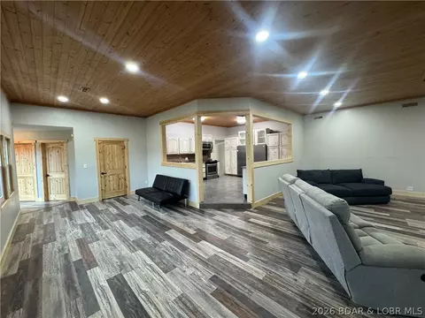 Living - 19655 Inlet Rd, Versailles, MO 65084 photo 4 of 9
