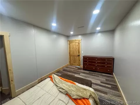 Bedroom - 19655 Inlet Rd, Versailles, MO 65084 photo 7 of 9