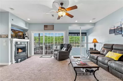 68 Lighthouse Rd #112, Lake Ozark, MO 65049