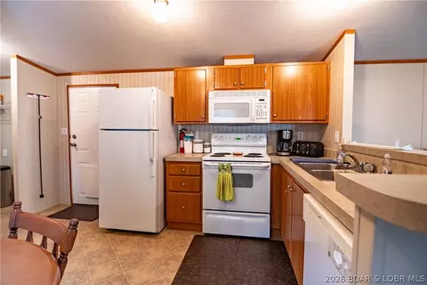 33654 Navaho Point Rd, Stover, MO 65078 photo 13