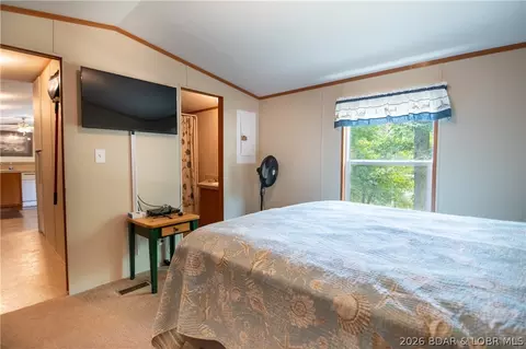 33654 Navaho Point Rd, Stover, MO 65078 photo 8