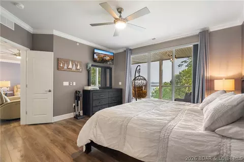 Bedroom - 100 Trinity Pointe Dr #3S, Camdenton, MO 65020 photo 2 of 8
