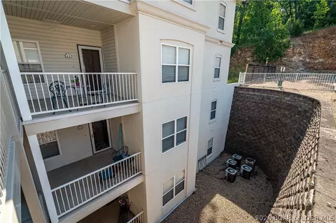 Exterior - 100 Trinity Pointe Dr #3S, Camdenton, MO 65020 photo 13 of 24