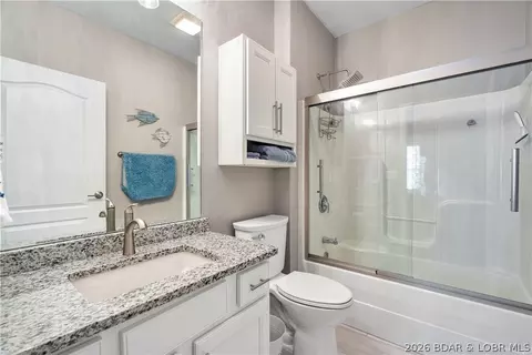 Bath - 100 Trinity Pointe Dr #3S, Camdenton, MO 65020 photo 4 of 4
