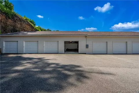 Exterior - 100 Trinity Pointe Dr #3S, Camdenton, MO 65020 photo 12 of 24