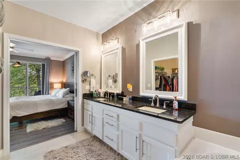 Bath - 100 Trinity Pointe Dr #3S, Camdenton, MO 65020 photo 2 of 4
