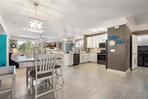 Dining - 100 Trinity Pointe Dr #3S, Camdenton, MO 65020 photo 1 of 5
