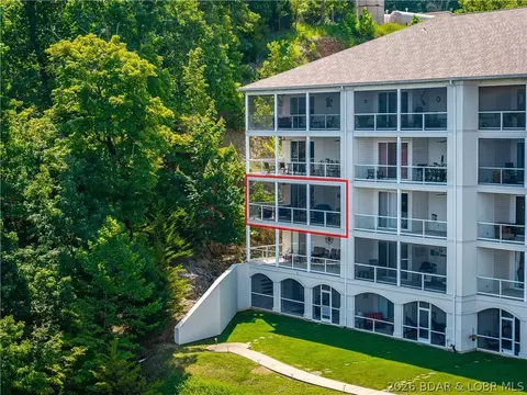 Exterior - 100 Trinity Pointe Dr #3S, Camdenton, MO 65020 photo 16 of 24