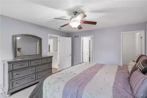 Bedroom - 191 Park Place Dr, Kaiser, MO 65047 photo 3 of 9