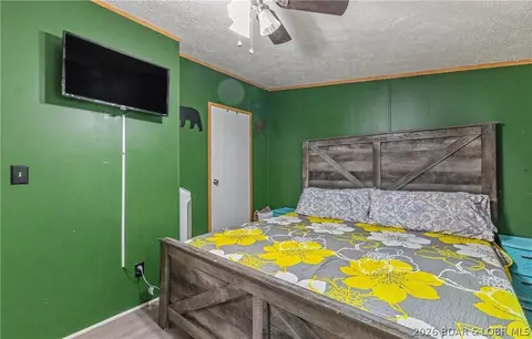Bedroom - 7 Arapaho Ln, Eldon, MO 65026 photo 4 of 4