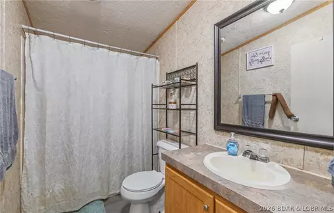 Bath - 7 Arapaho Ln, Eldon, MO 65026 photo 2 of 2