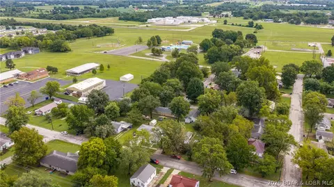 View/Area - 406 Mill St, Eldon, MO 65026 photo 1 of 9